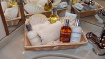 Takapuna - Luxurious Tolitetries